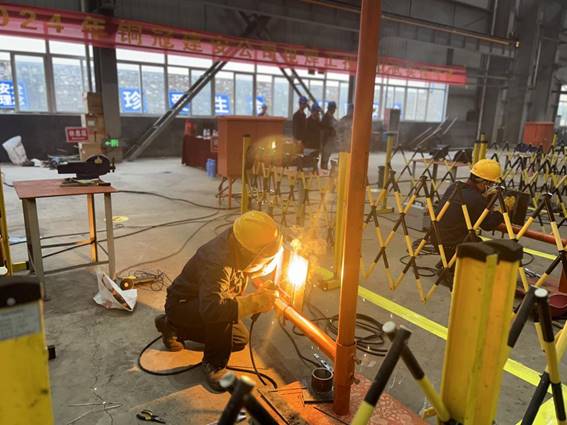 公司舉辦電焊工、電工技術比武